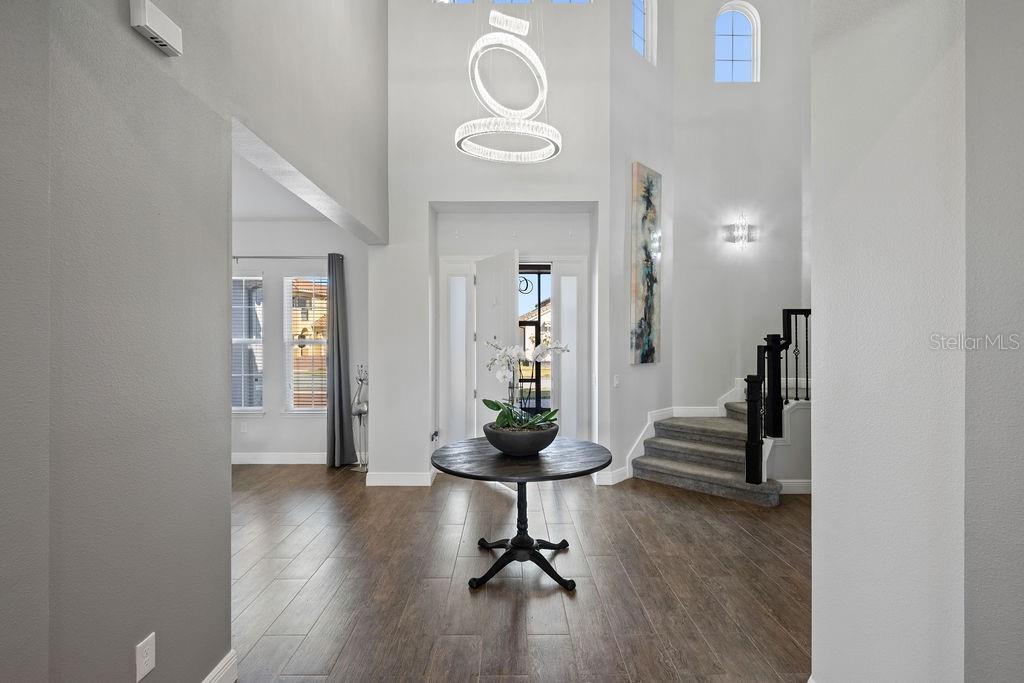 Image 4 of 68 For 840 Spinnaker Way