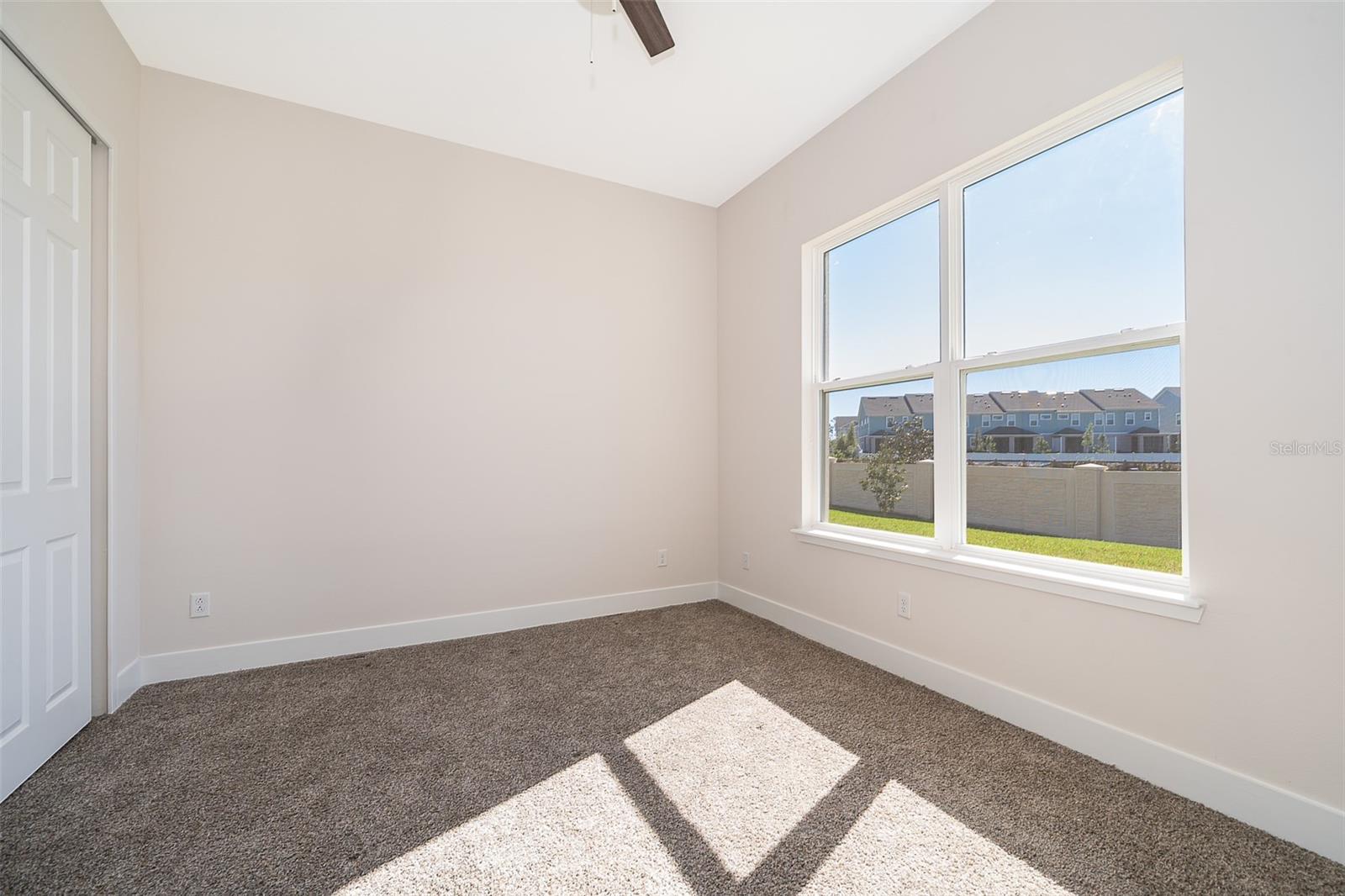 Image 18 of 37 For 2400 Symphony Circle