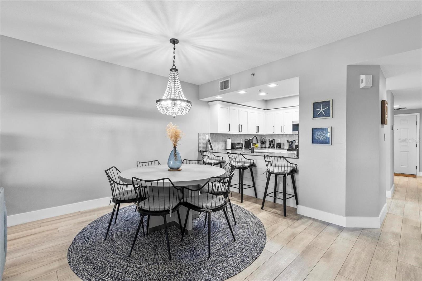 Image 10 of 50 For 5300 Atlantic Avenue 5-405