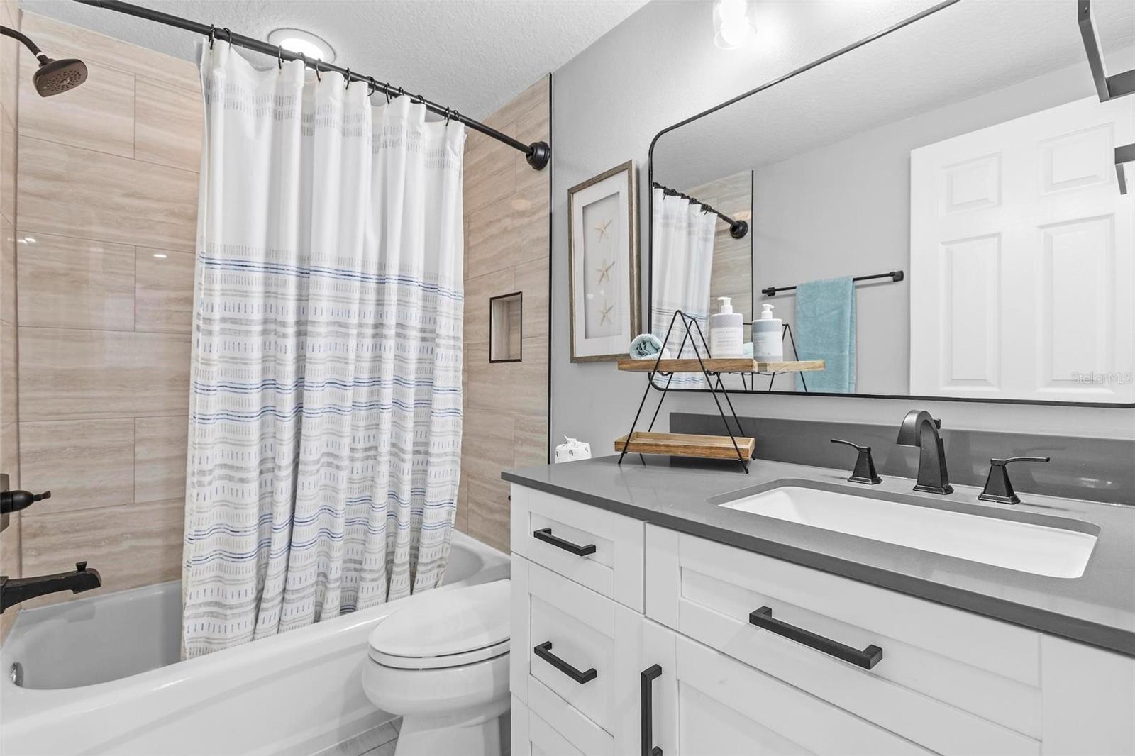 Image 33 of 50 For 5300 Atlantic Avenue 5-405