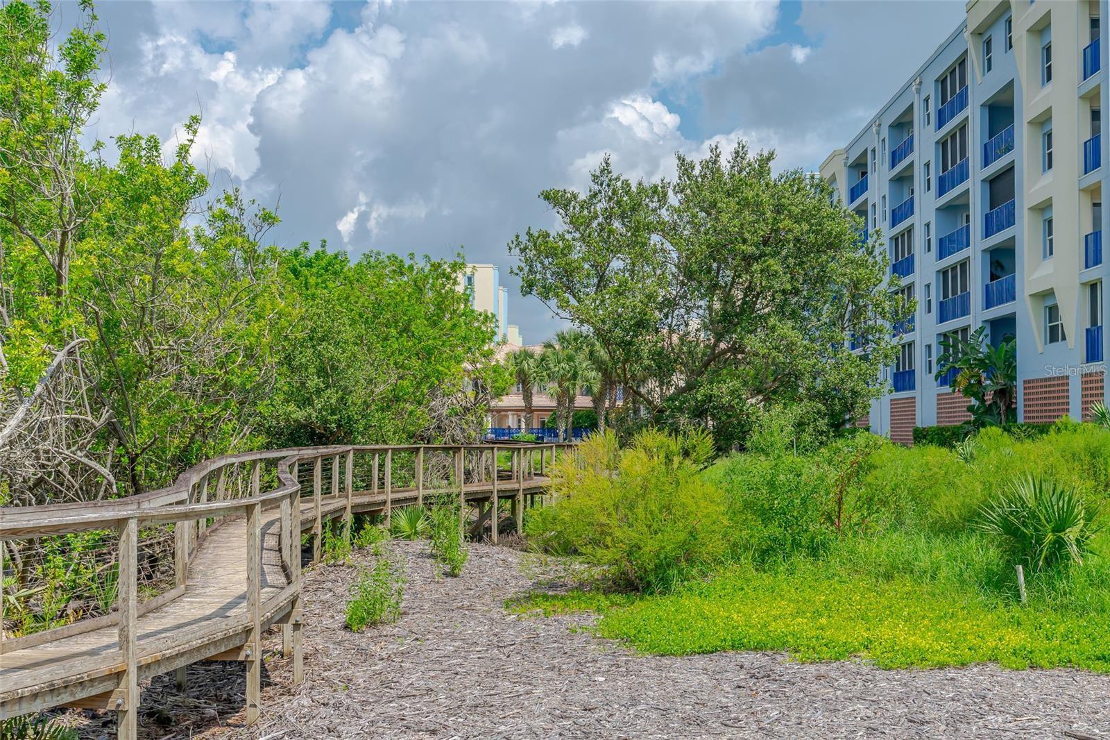 Image 37 of 50 For 5300 Atlantic Avenue 5-405