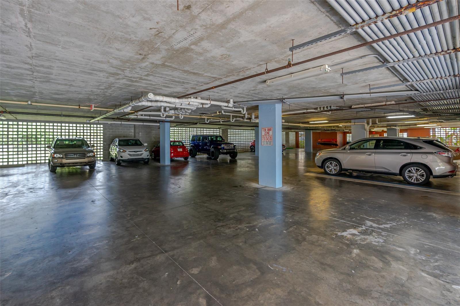 Image 39 of 50 For 5300 Atlantic Avenue 5-405