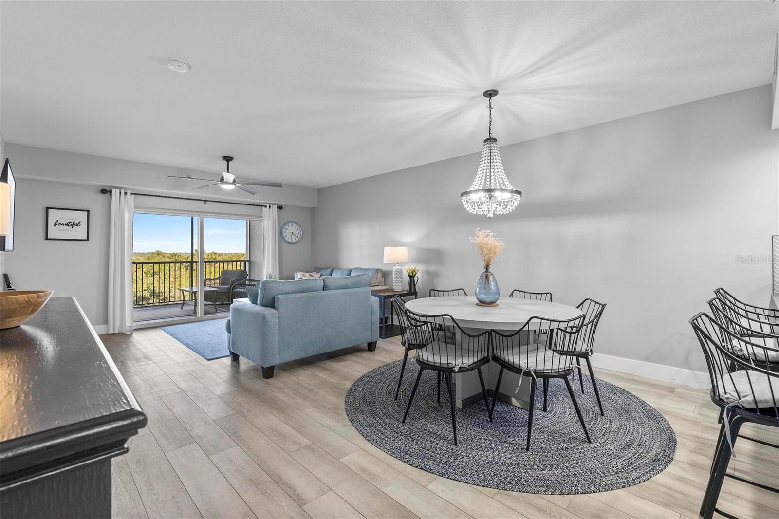 Image 4 of 50 For 5300 Atlantic Avenue 5-405