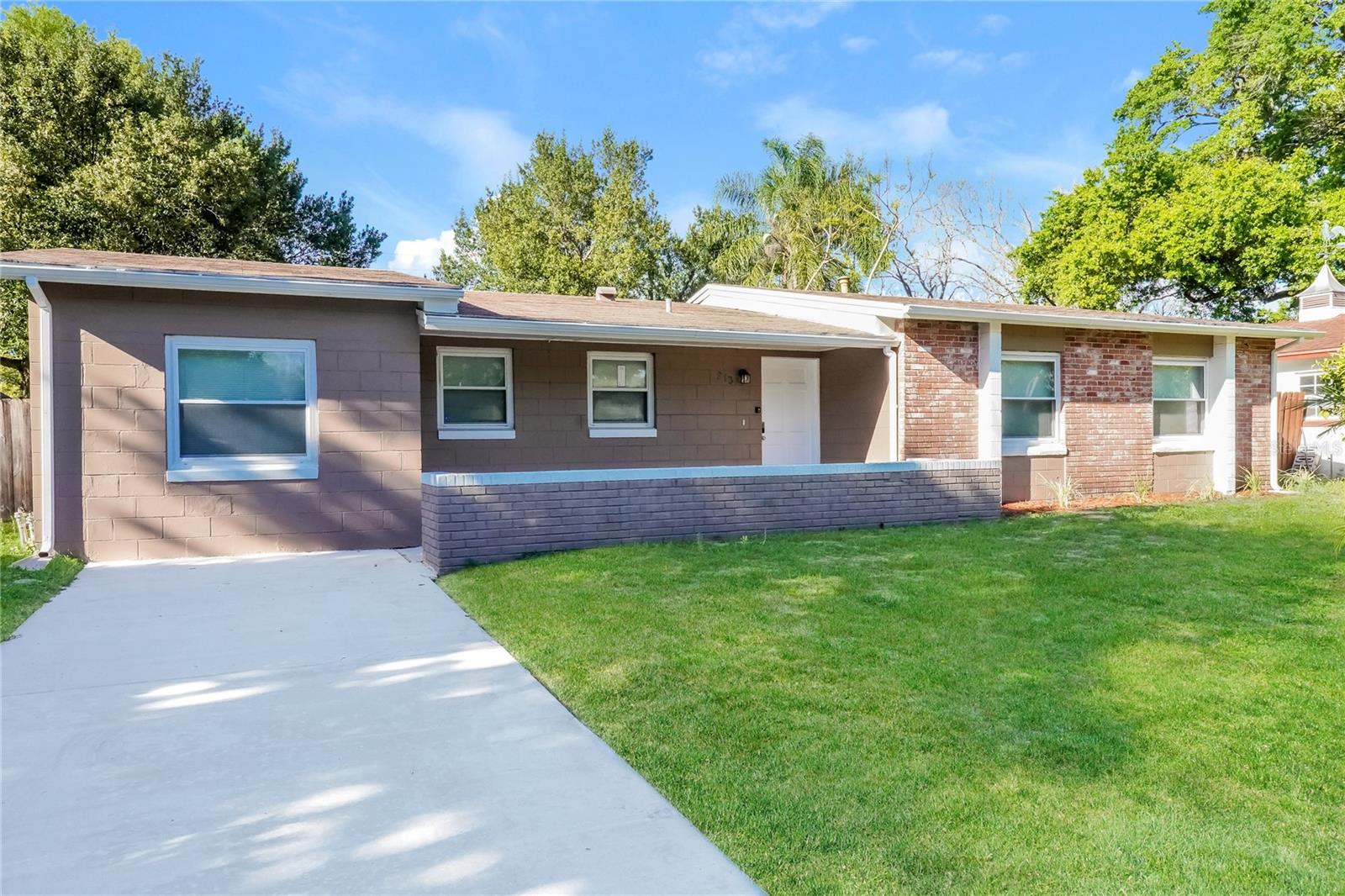 Image 2 of 16 For 913 Redwood Court