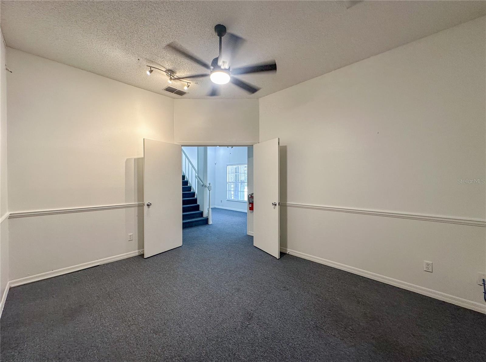 Image 5 of 18 For 336 Plant Street