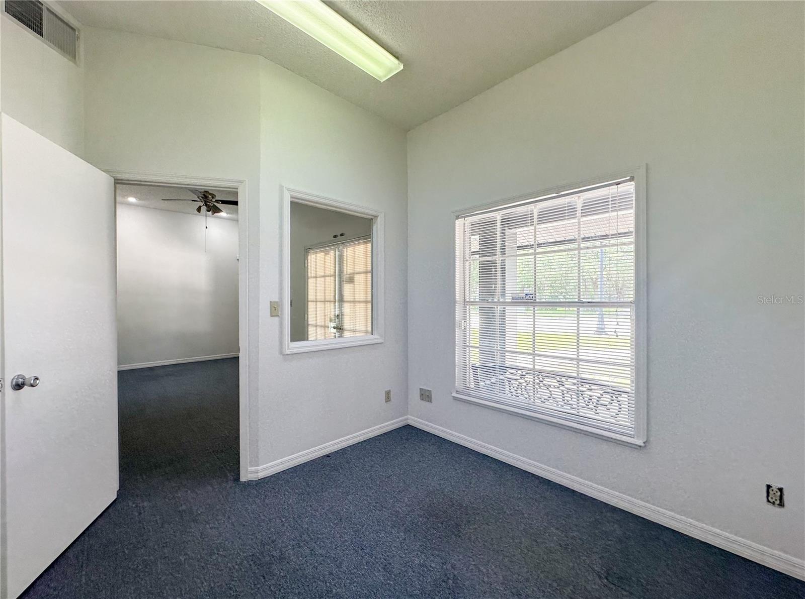 Image 6 of 18 For 336 Plant Street