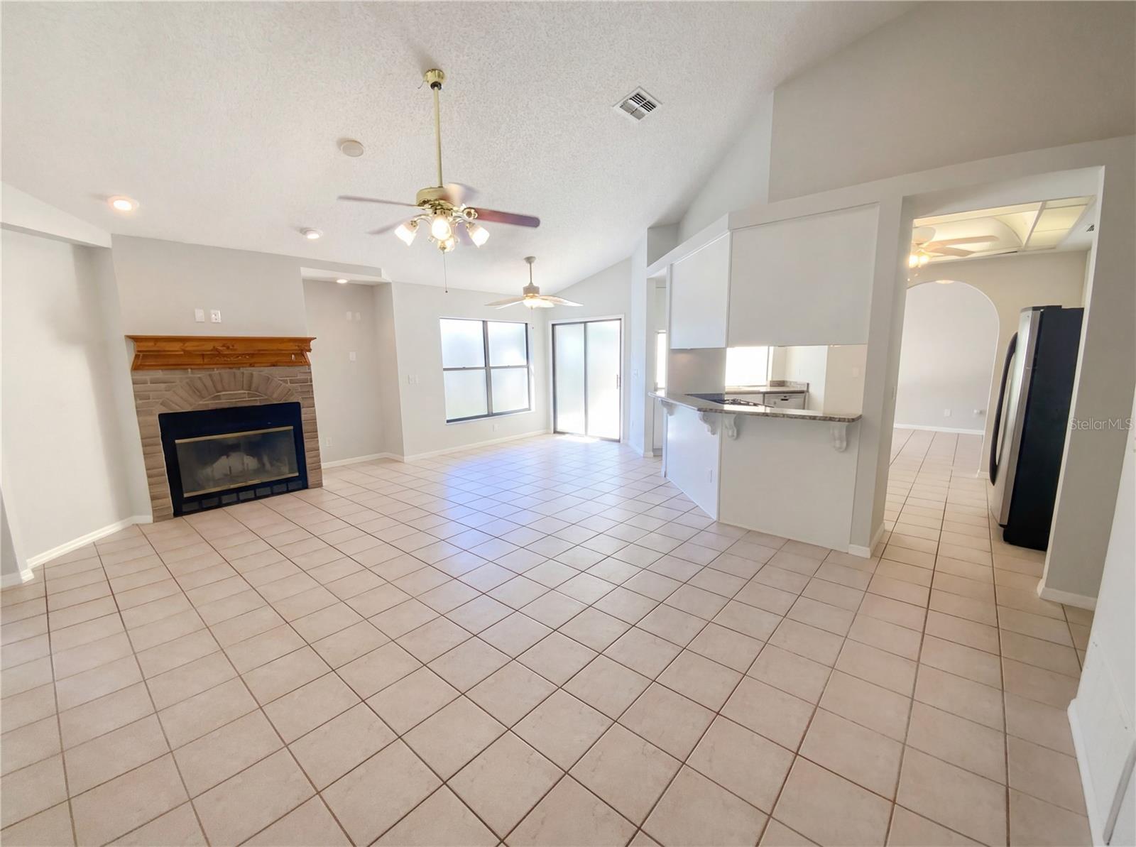 Image 3 of 35 For 10244 Hoover Street