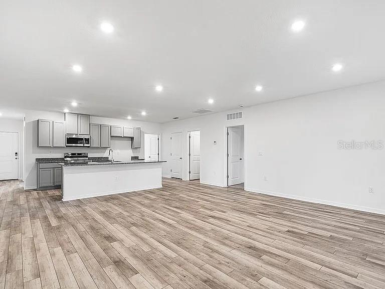 Image 22 of 47 For 12341 Filbert Road