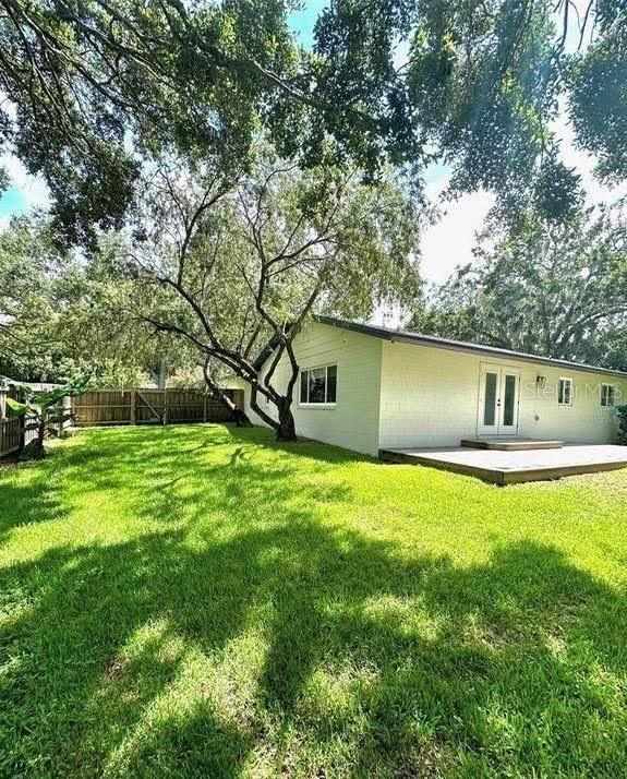 Image 20 of 31 For 213 Tilden Street