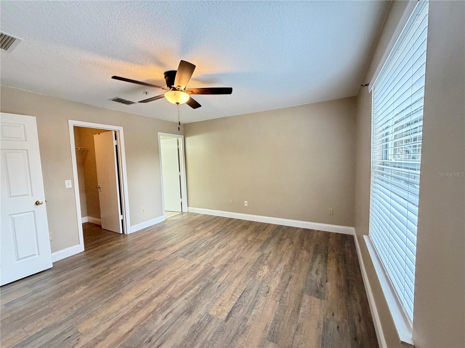 Image 15 of 36 For 120 Reserve Circle 104