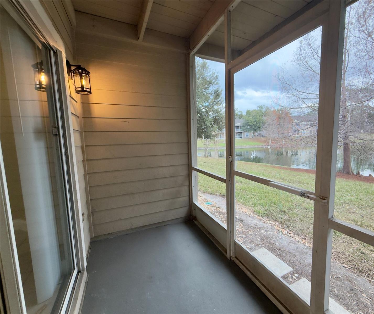 Image 25 of 36 For 120 Reserve Circle 104