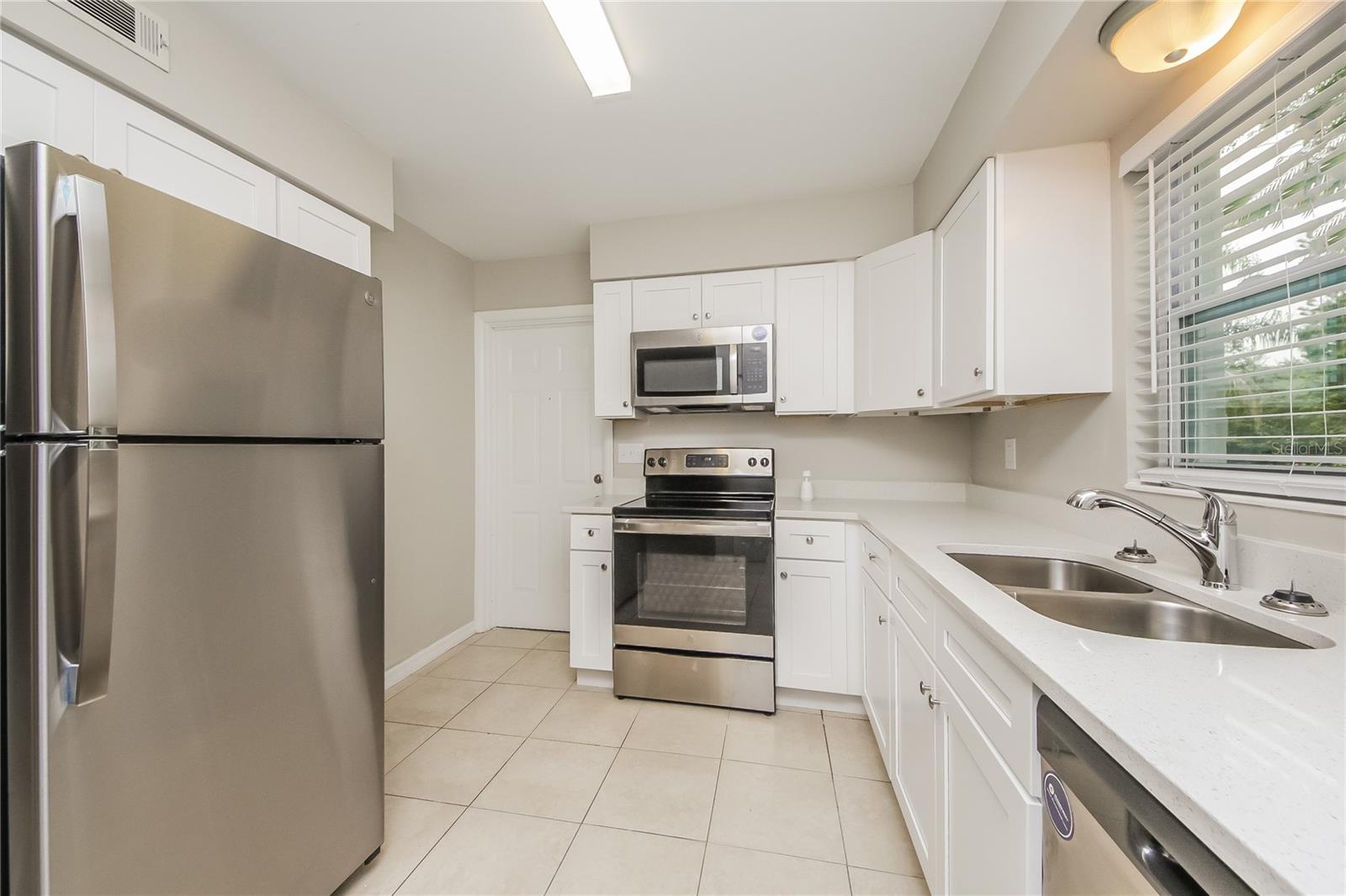 Image 6 of 16 For 5312 Wren Street