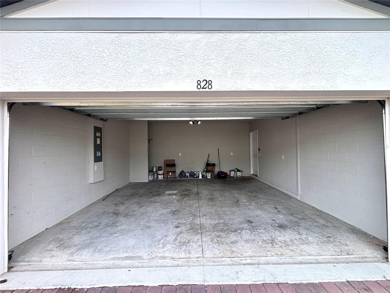 Image 13 of 17 For 828 Rivers Crossing Street