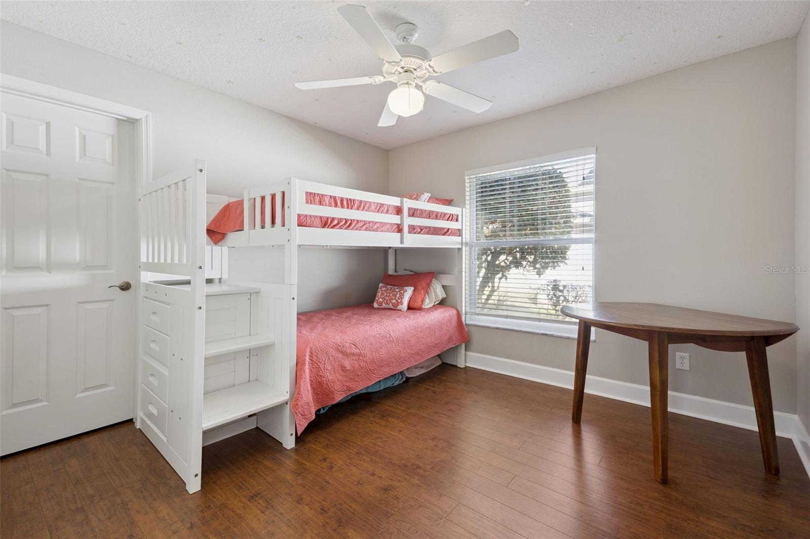 Image 23 of 48 For 175 Deep Woods Way