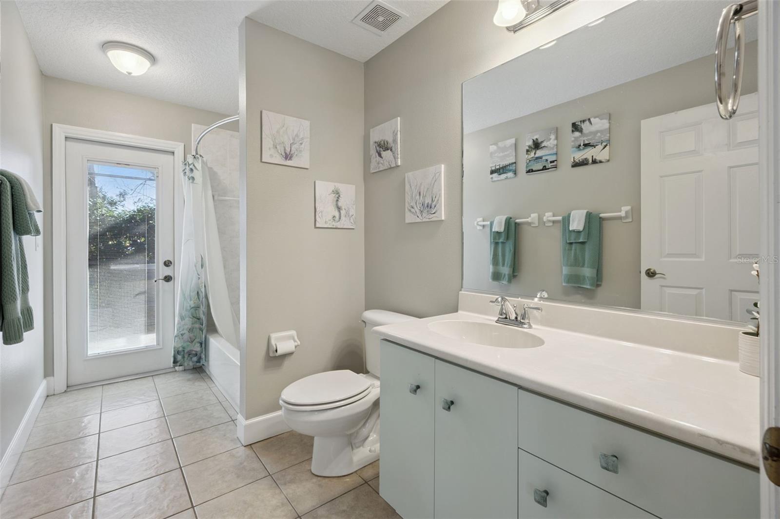 Image 26 of 48 For 175 Deep Woods Way