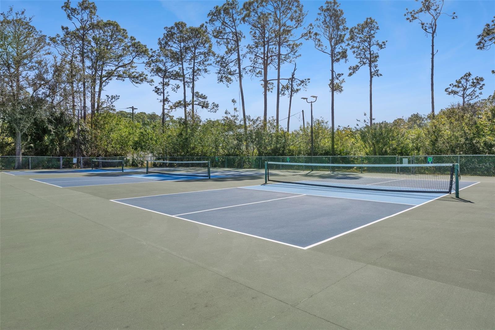 Image 41 of 48 For 175 Deep Woods Way