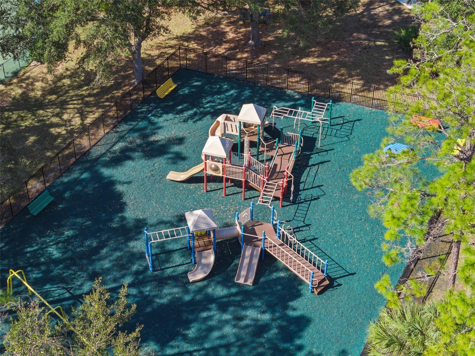 Image 42 of 48 For 175 Deep Woods Way