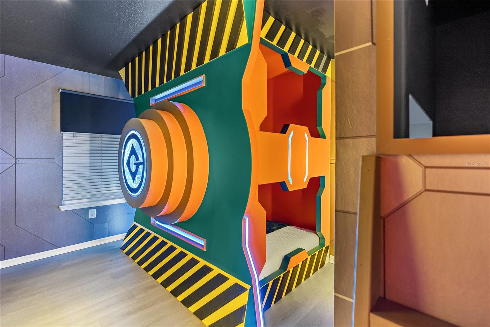 Image 46 of 85 For 16000 Sandy Cliffs Drive