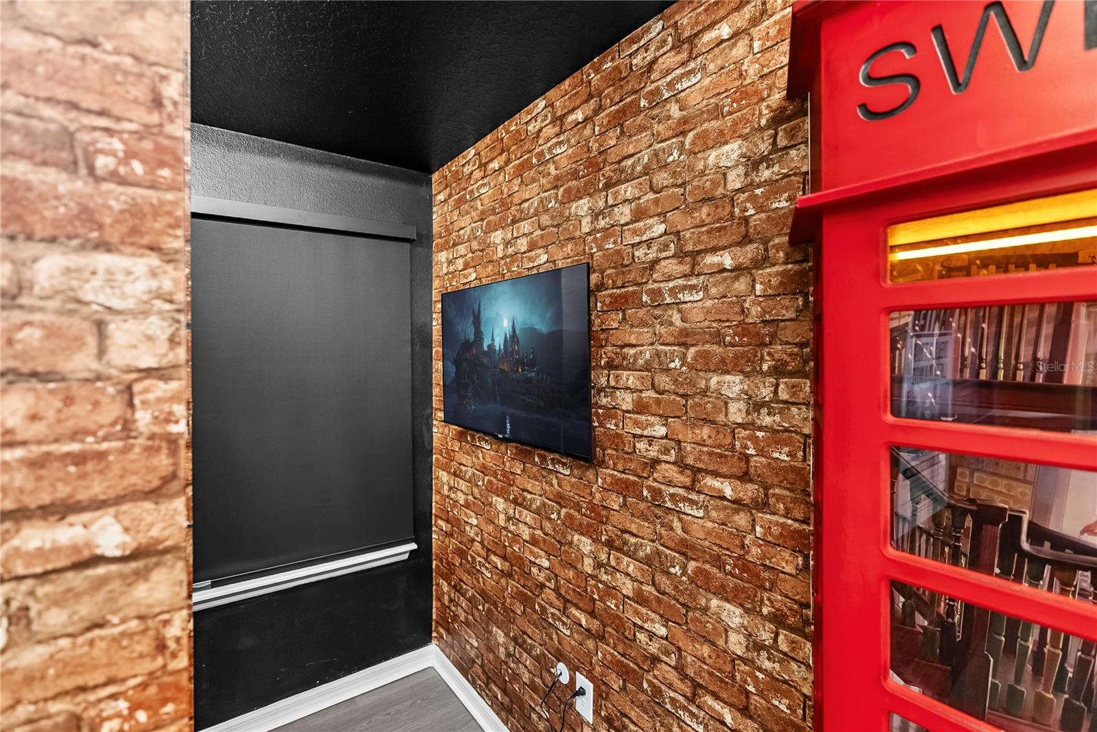 Image 57 of 85 For 16000 Sandy Cliffs Drive