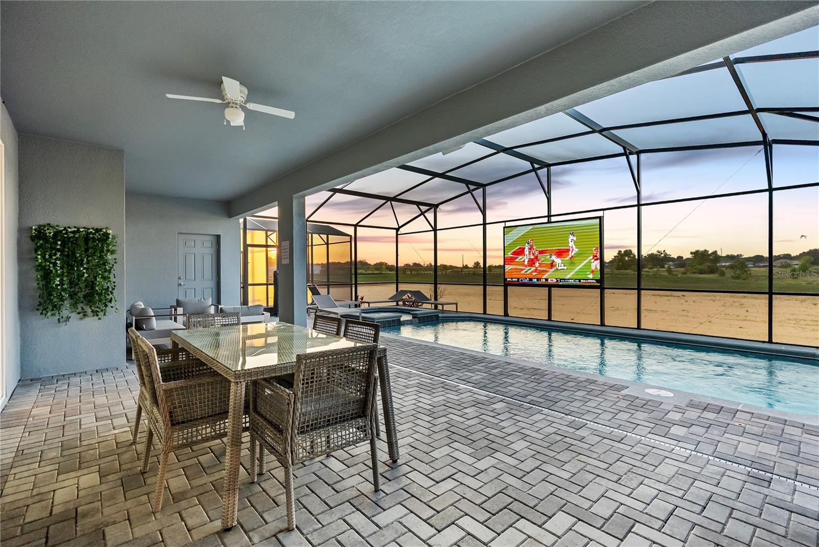 Image 7 of 85 For 16000 Sandy Cliffs Drive