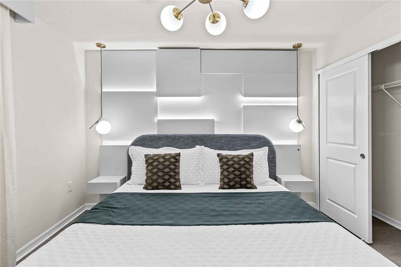 Image 70 of 85 For 16000 Sandy Cliffs Drive