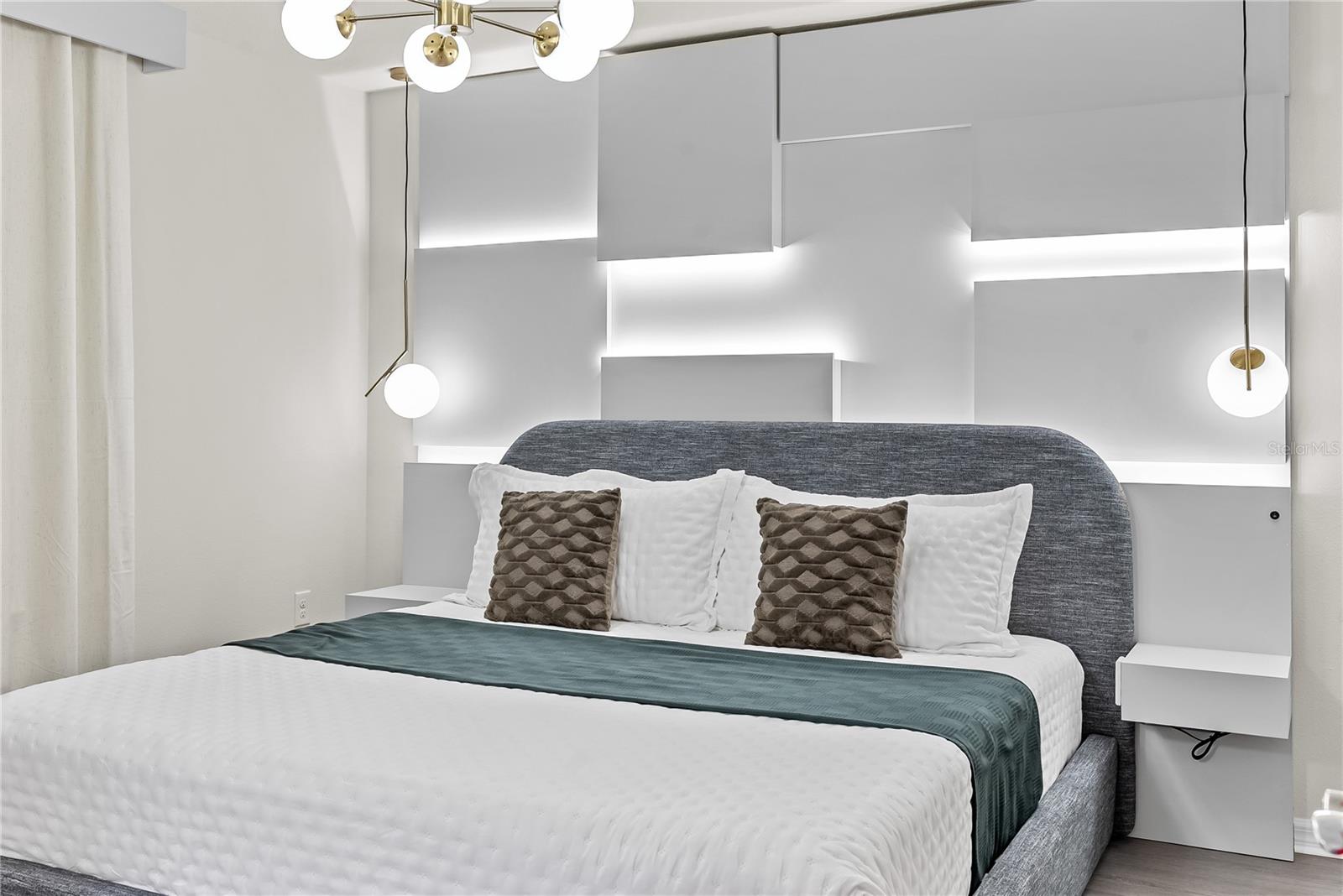 Image 73 of 85 For 16000 Sandy Cliffs Drive