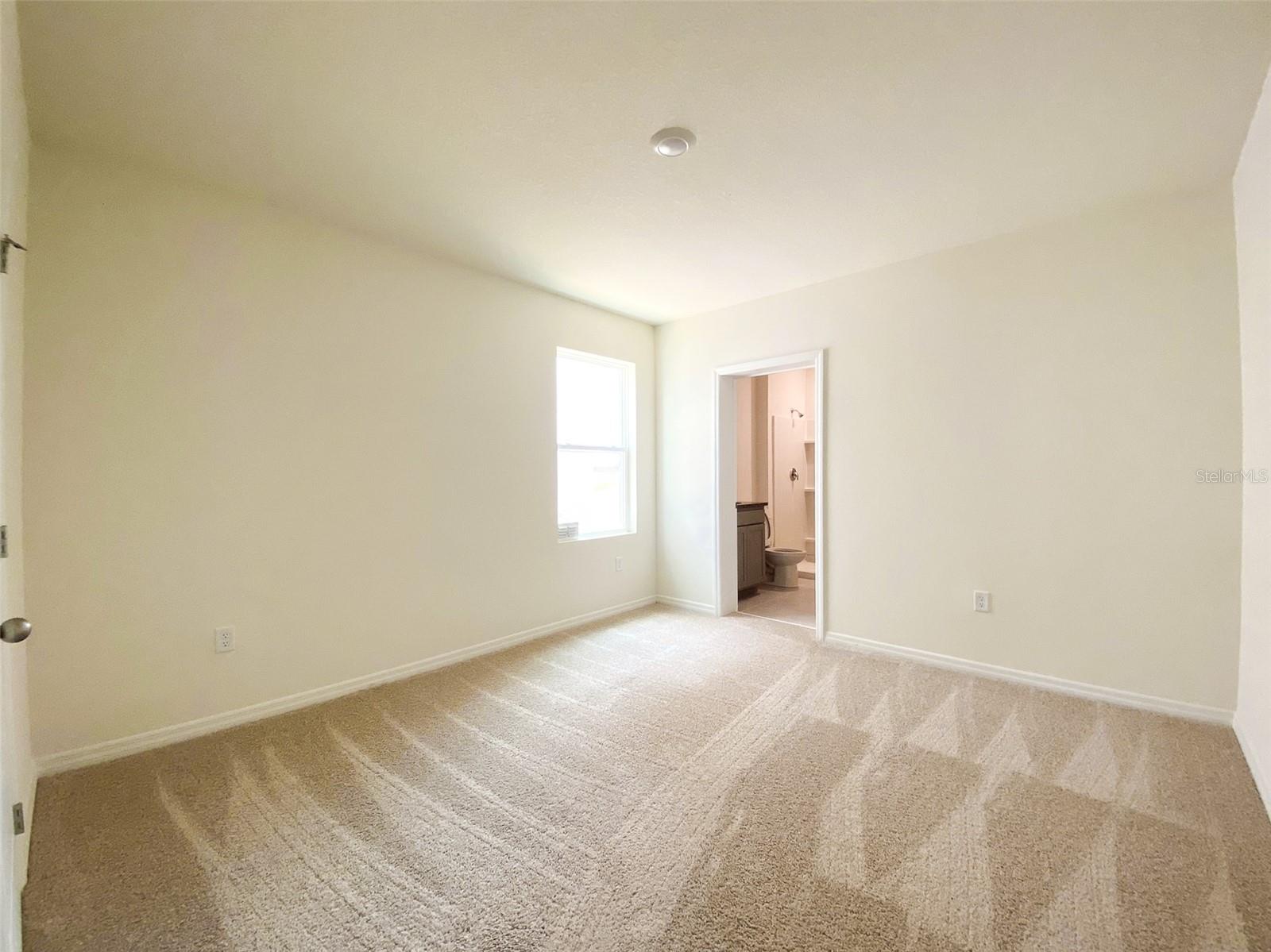 Image 14 of 28 For 495 Lily Lane