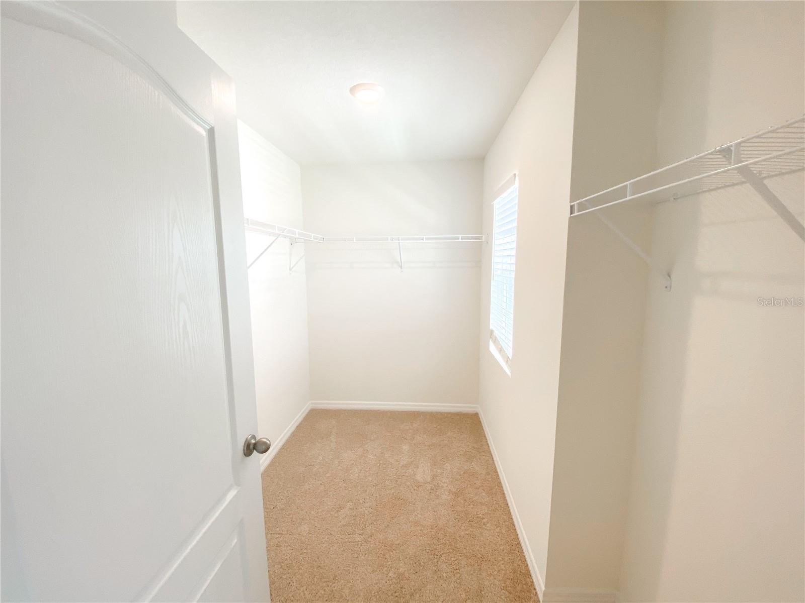 Image 21 of 28 For 495 Lily Lane