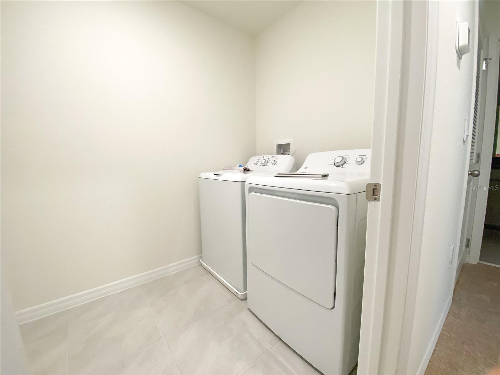 Image 25 of 28 For 495 Lily Lane