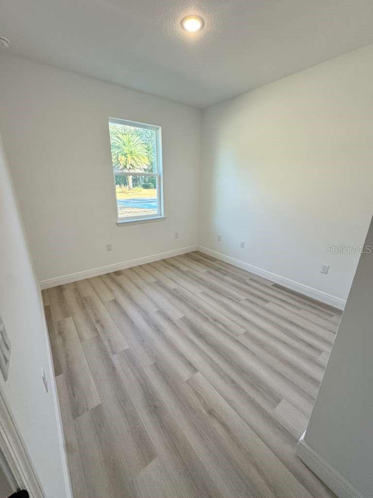 Image 24 of 38 For 1692 Alexander Drive