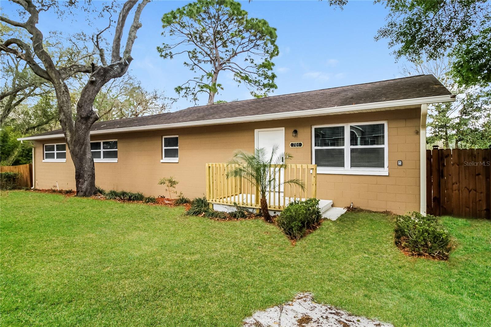 Details for 701 Palm Springs Drive, ALTAMONTE SPRINGS, FL 32701