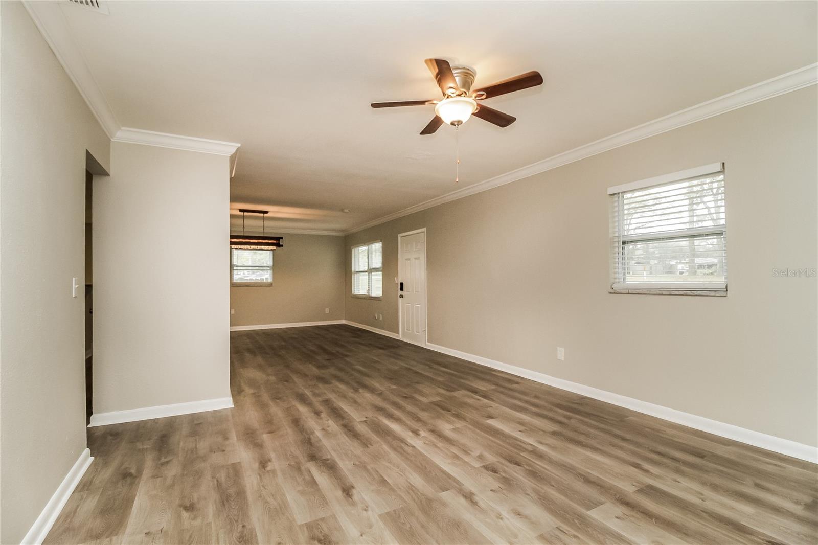 Image 2 of 16 For 701 Palm Springs Drive