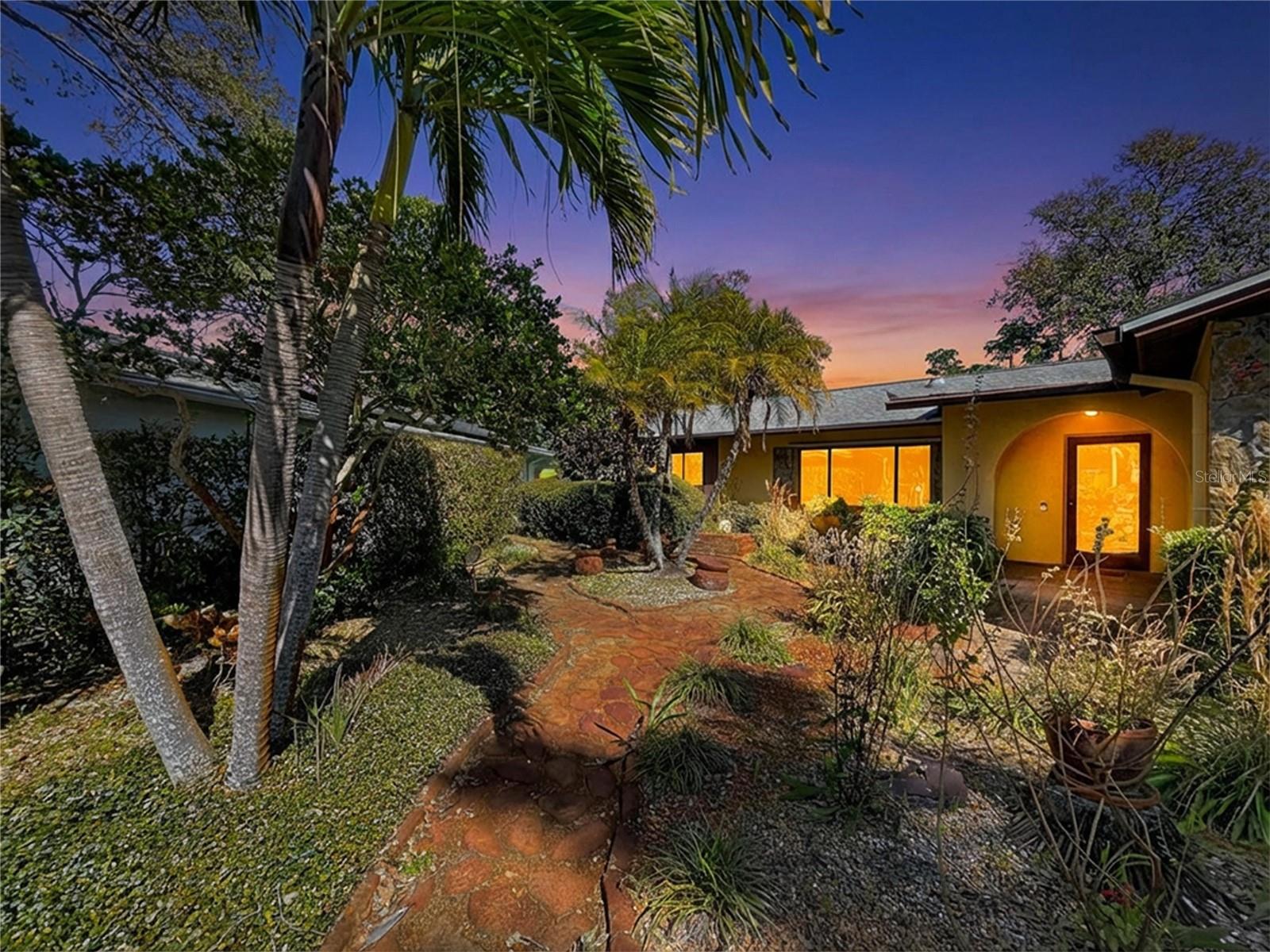 Image 6 of 87 For 9591 128th Terrace