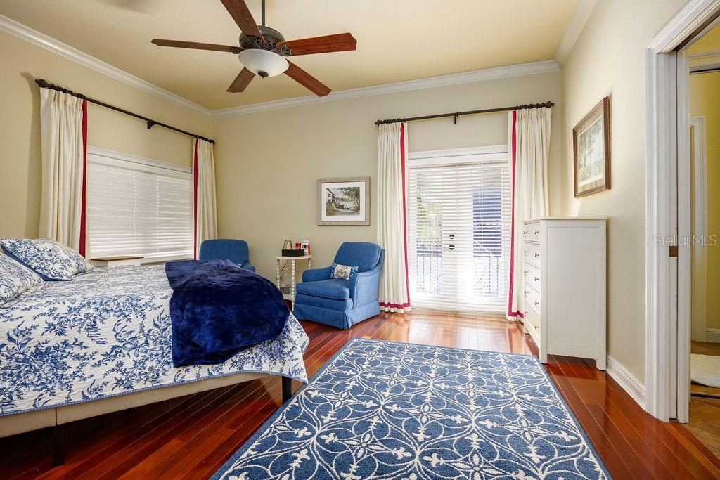 Image 24 of 57 For 12540 Park Avenue