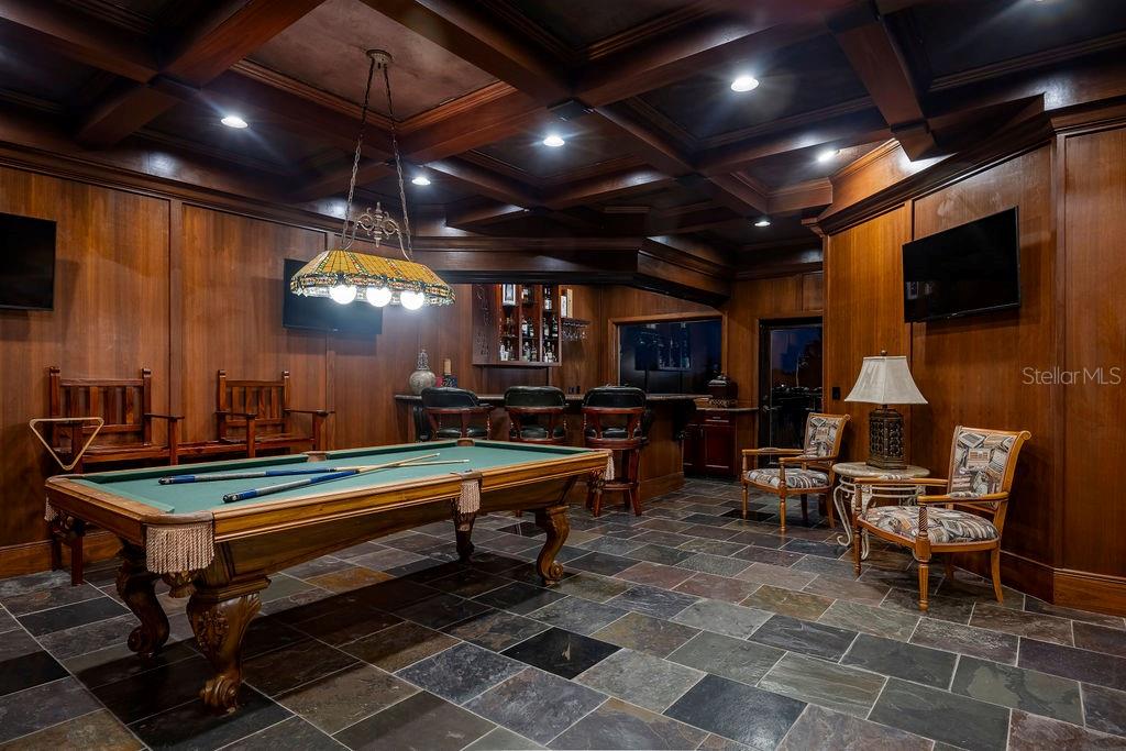 Image 33 of 57 For 12540 Park Avenue