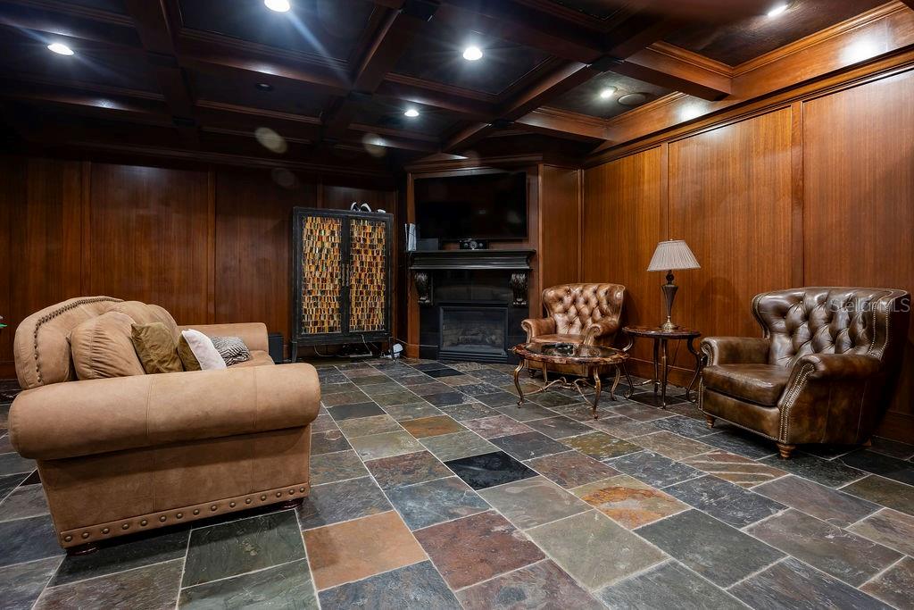 Image 34 of 57 For 12540 Park Avenue