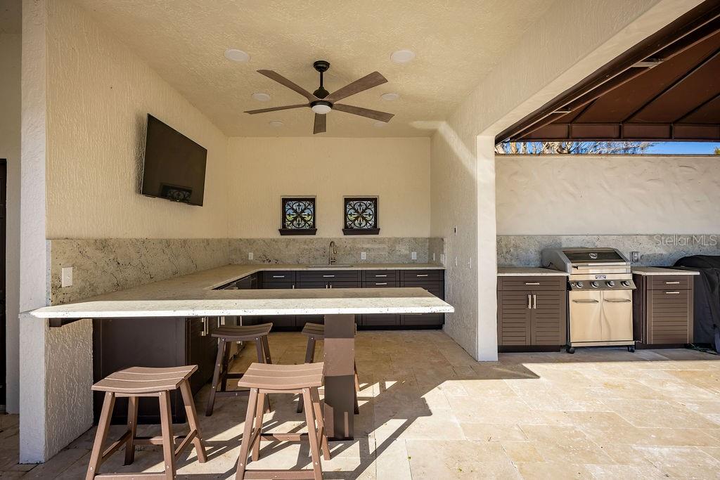 Image 42 of 57 For 12540 Park Avenue