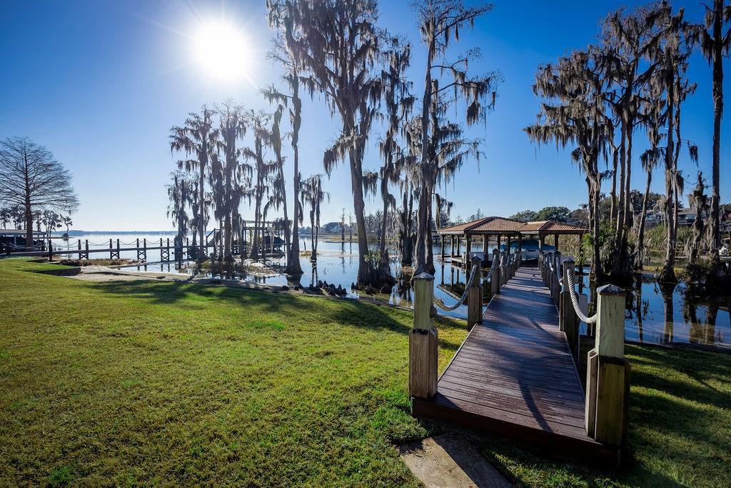 Image 47 of 57 For 12540 Park Avenue