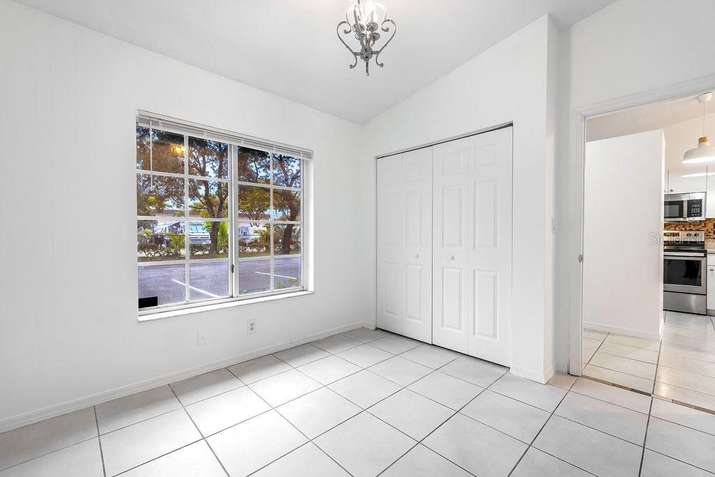 Image 8 of 13 For 401 1st Court 7-2