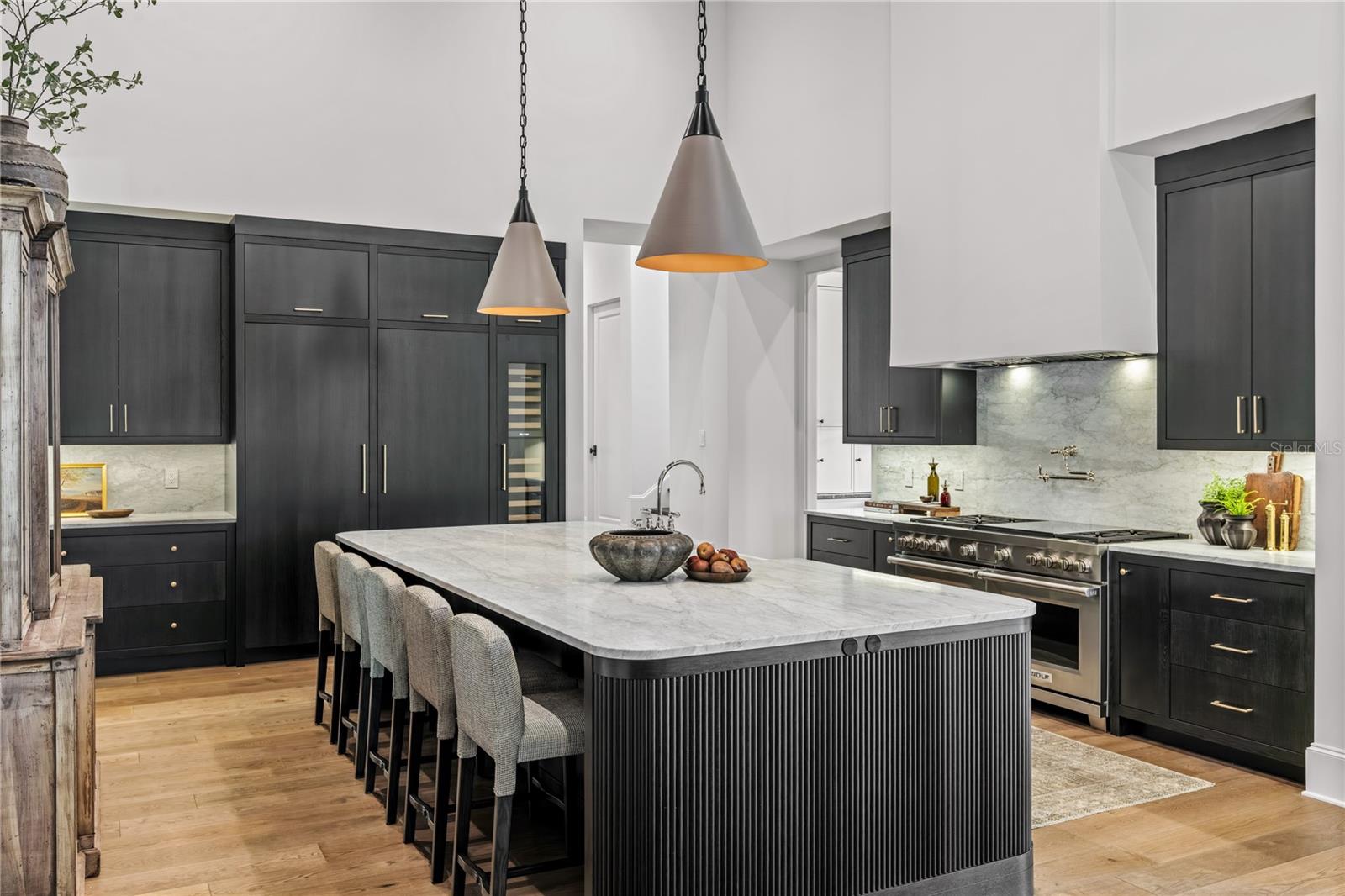 Image 17 of 84 For 9323 Gladys Garden Court