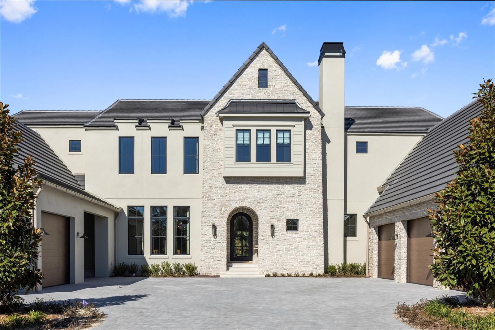 Image 2 of 84 For 9323 Gladys Garden Court