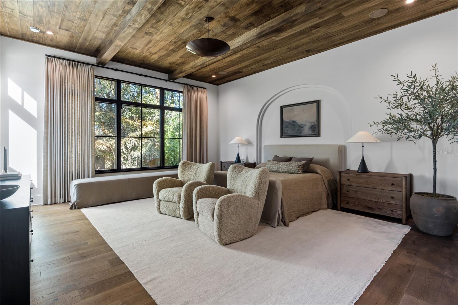 Image 35 of 84 For 9323 Gladys Garden Court