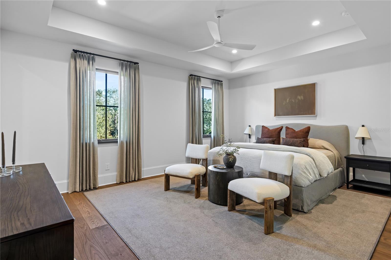 Image 42 of 84 For 9323 Gladys Garden Court