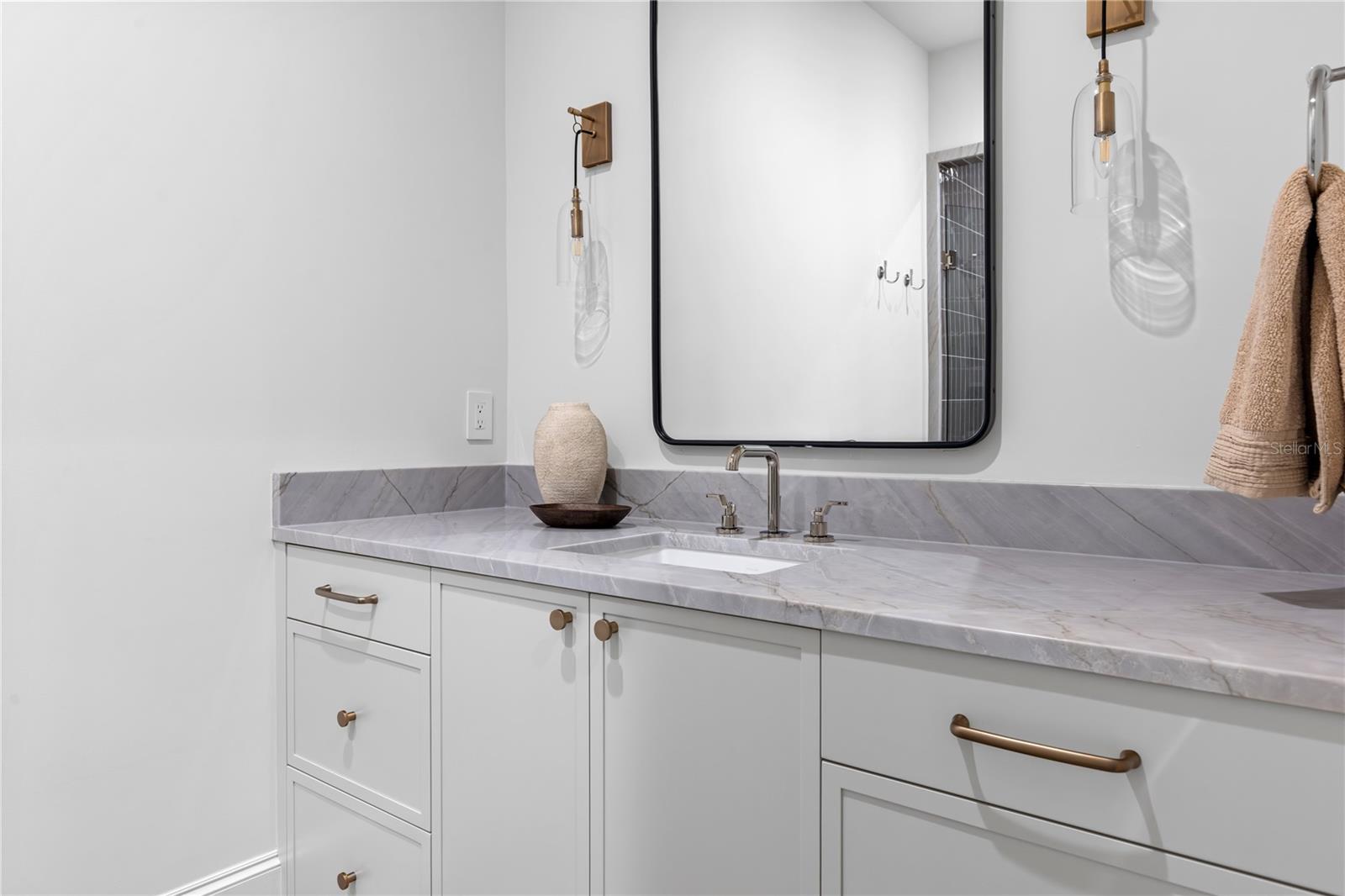 Image 49 of 84 For 9323 Gladys Garden Court