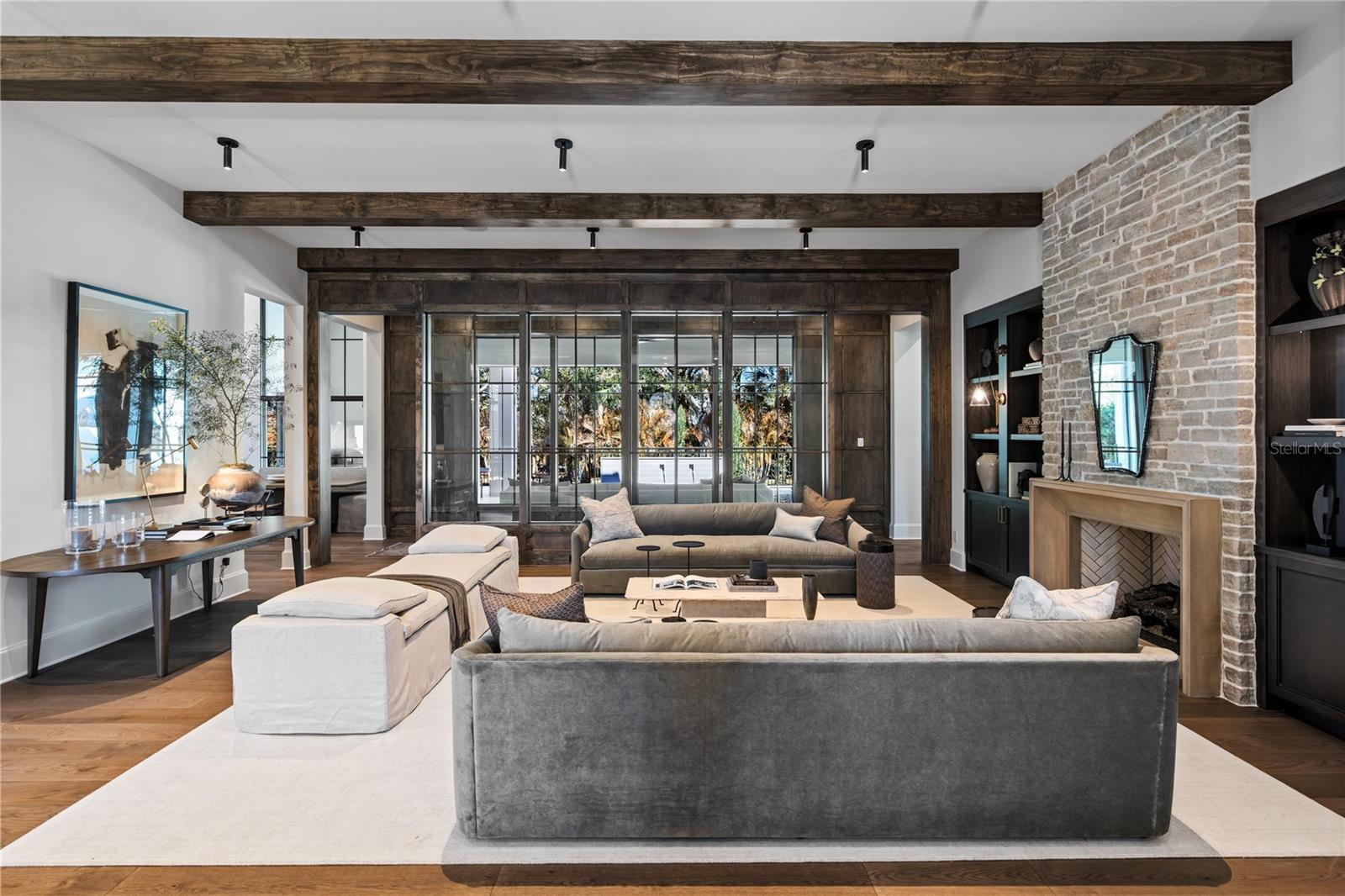 Image 5 of 84 For 9323 Gladys Garden Court