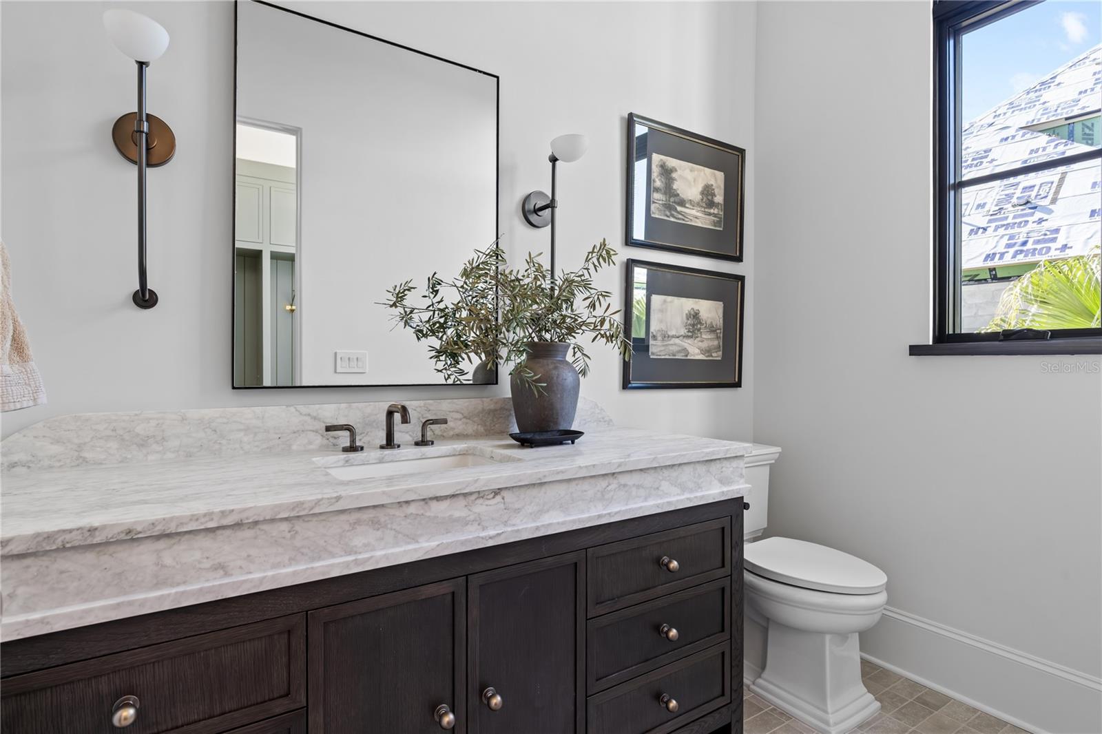 Image 56 of 84 For 9323 Gladys Garden Court