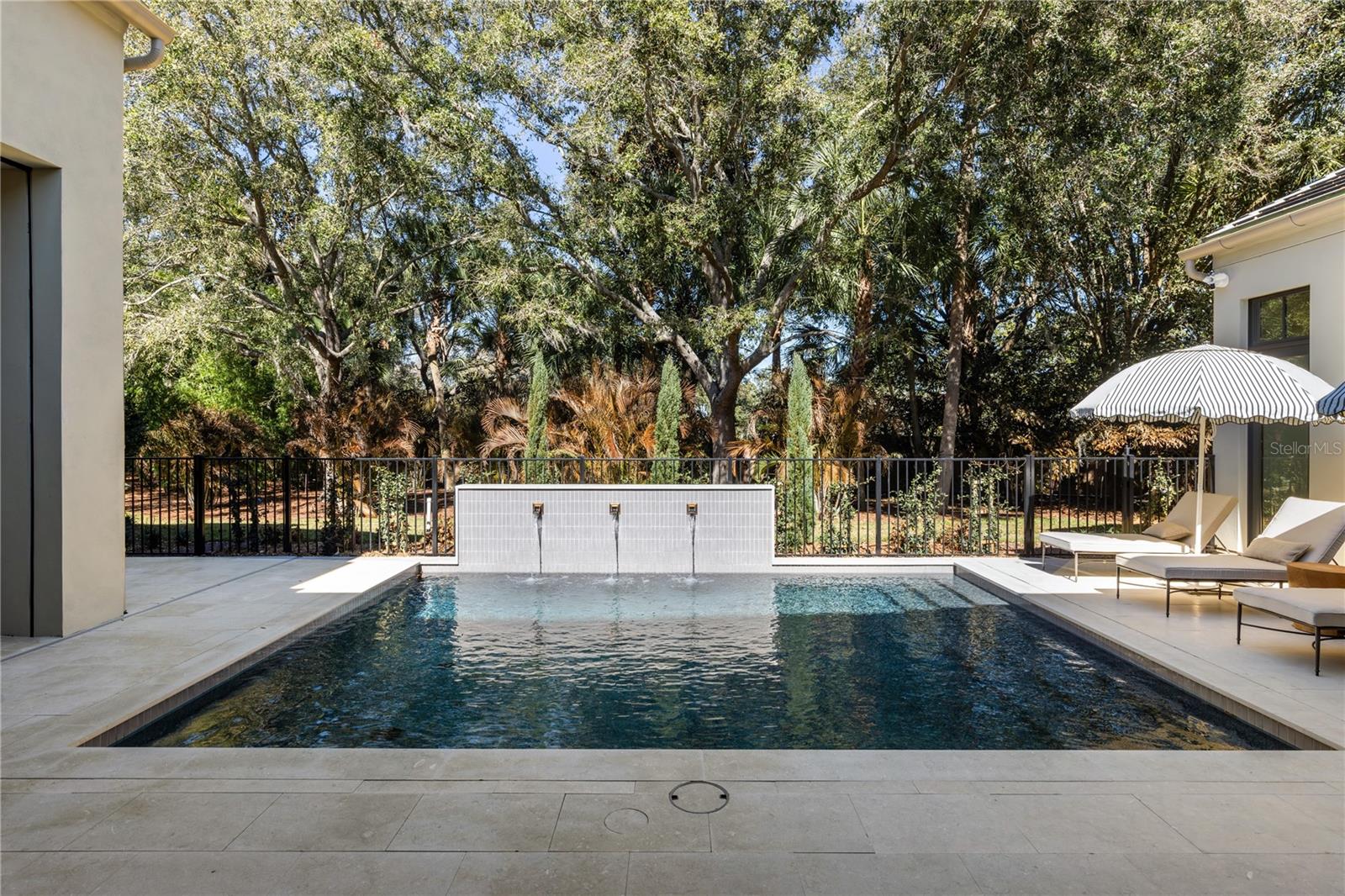 Image 71 of 84 For 9323 Gladys Garden Court