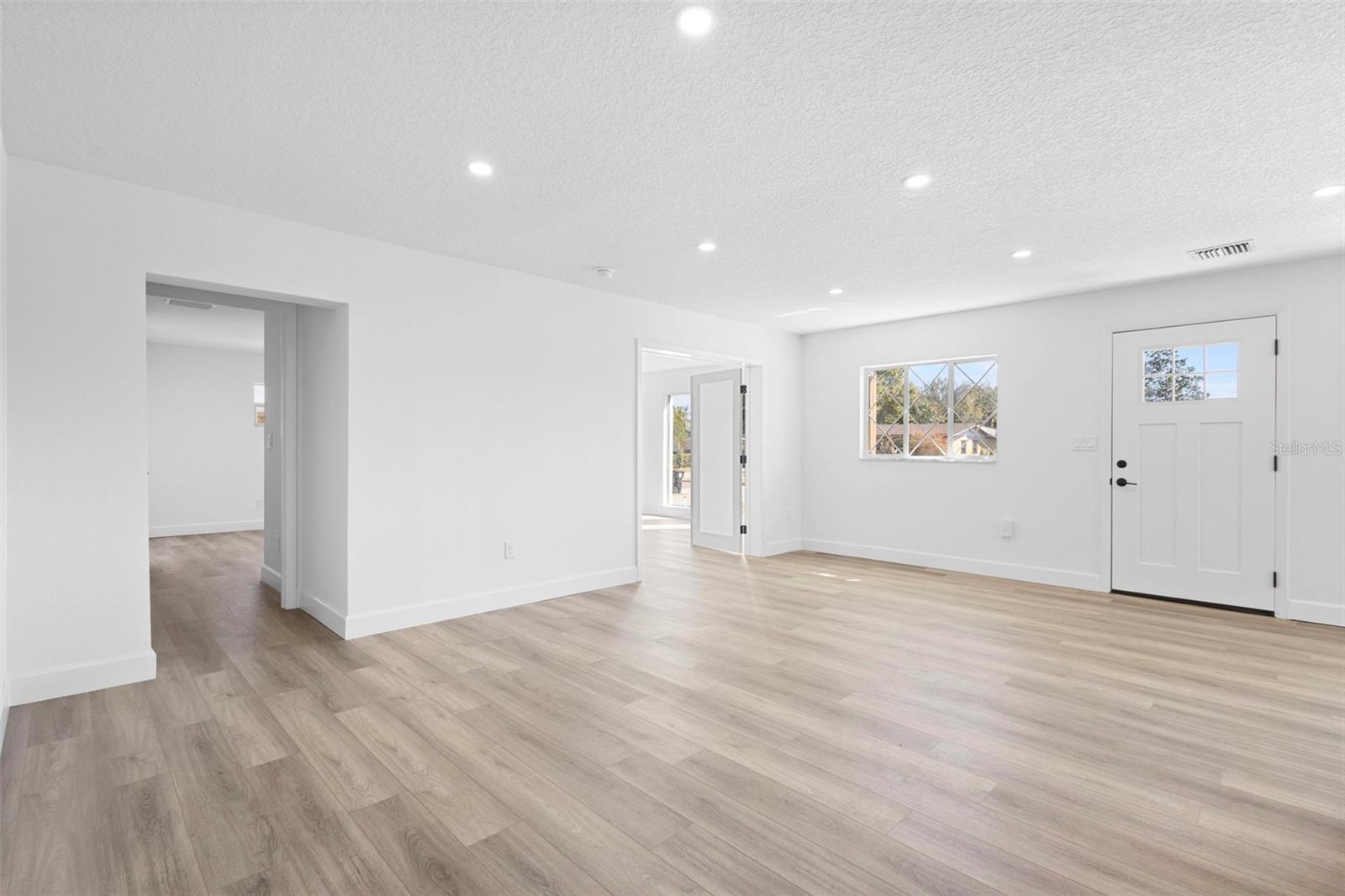 Image 14 of 42 For 3321 Mahalia Place