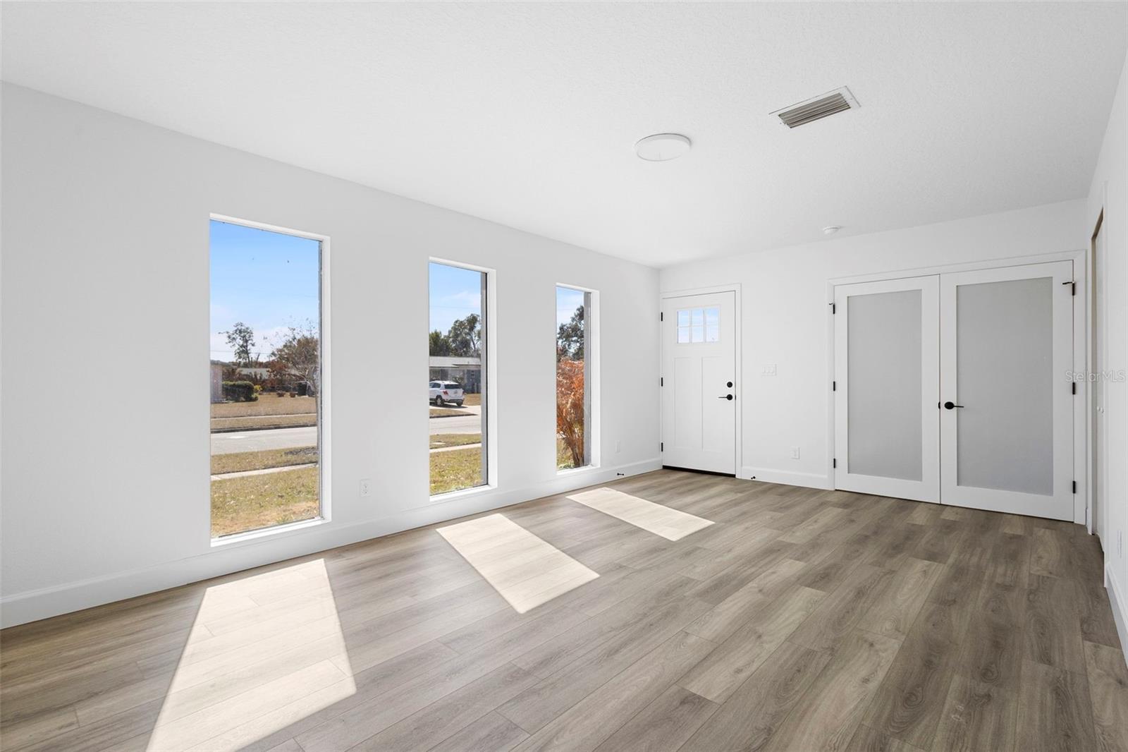 Image 26 of 42 For 3321 Mahalia Place