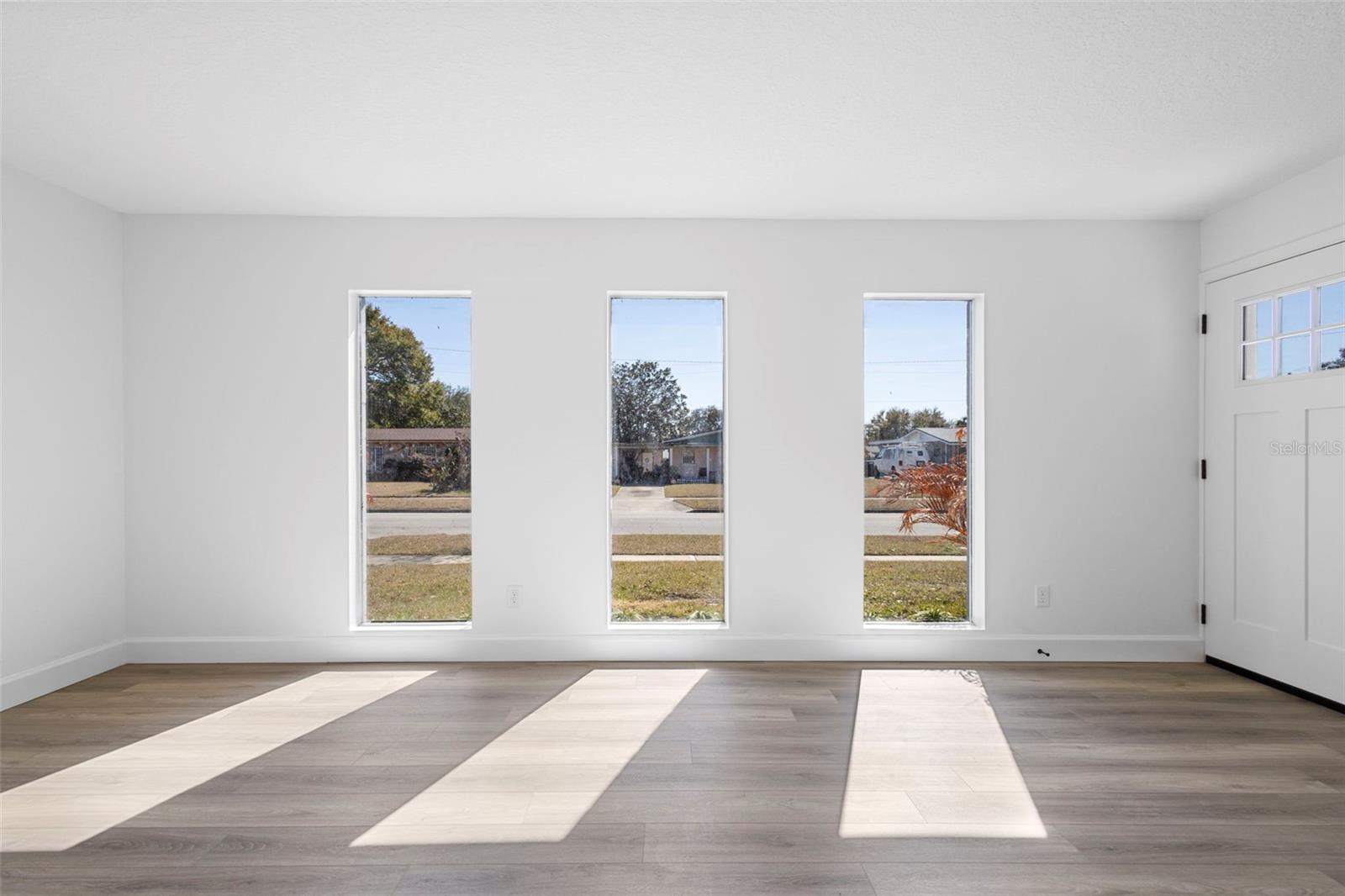 Image 27 of 42 For 3321 Mahalia Place